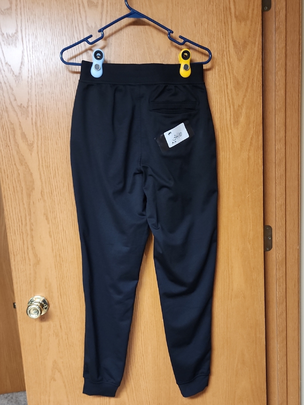 Under Armour Black Loose Fit Joggers mens M number 3410